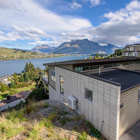 Contemporary Hilltop Abode Квинстаун Экстерьер фото